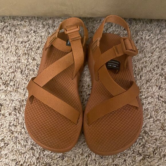 GUC Chaco Women Tan/ Brown Sandals Hiking Water Shoes Adjustable Straps Size 7 - Picture 2 of 6